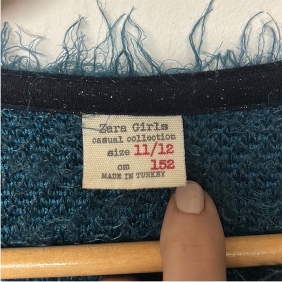 Zara Shaggy Sweater - Picture 6 of 8